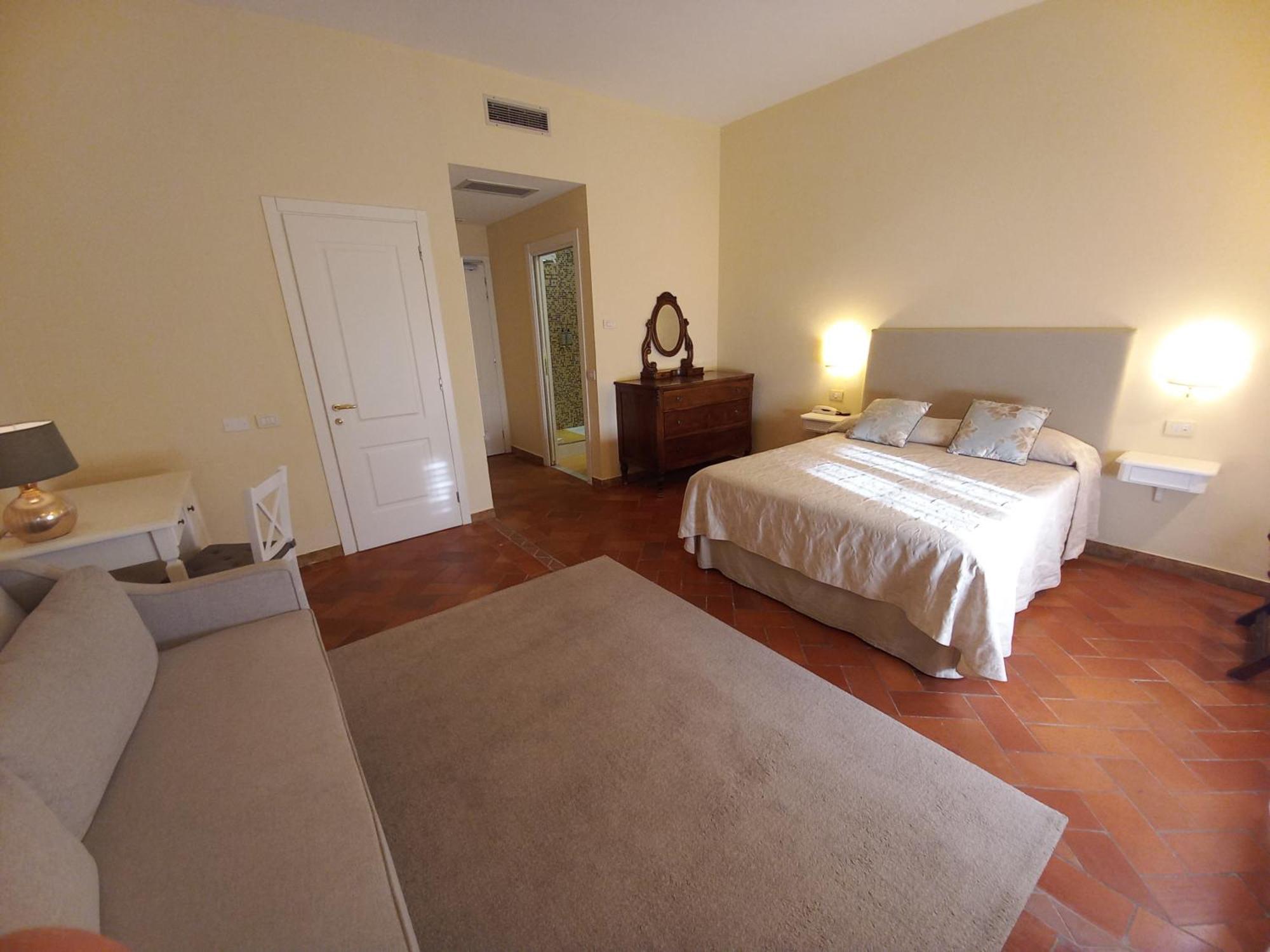 Hotel Il Castello Чертальдо Екстер'єр фото
