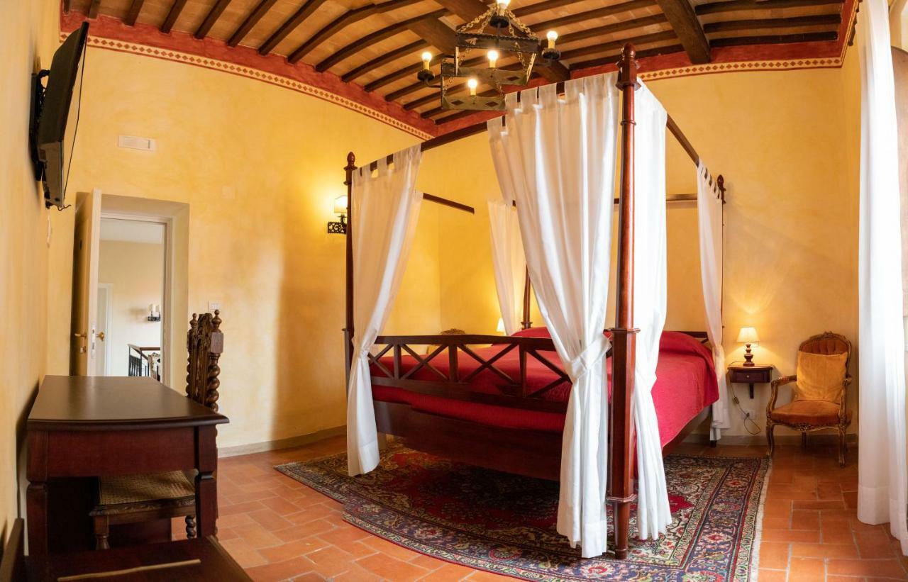 Hotel Il Castello Чертальдо Екстер'єр фото