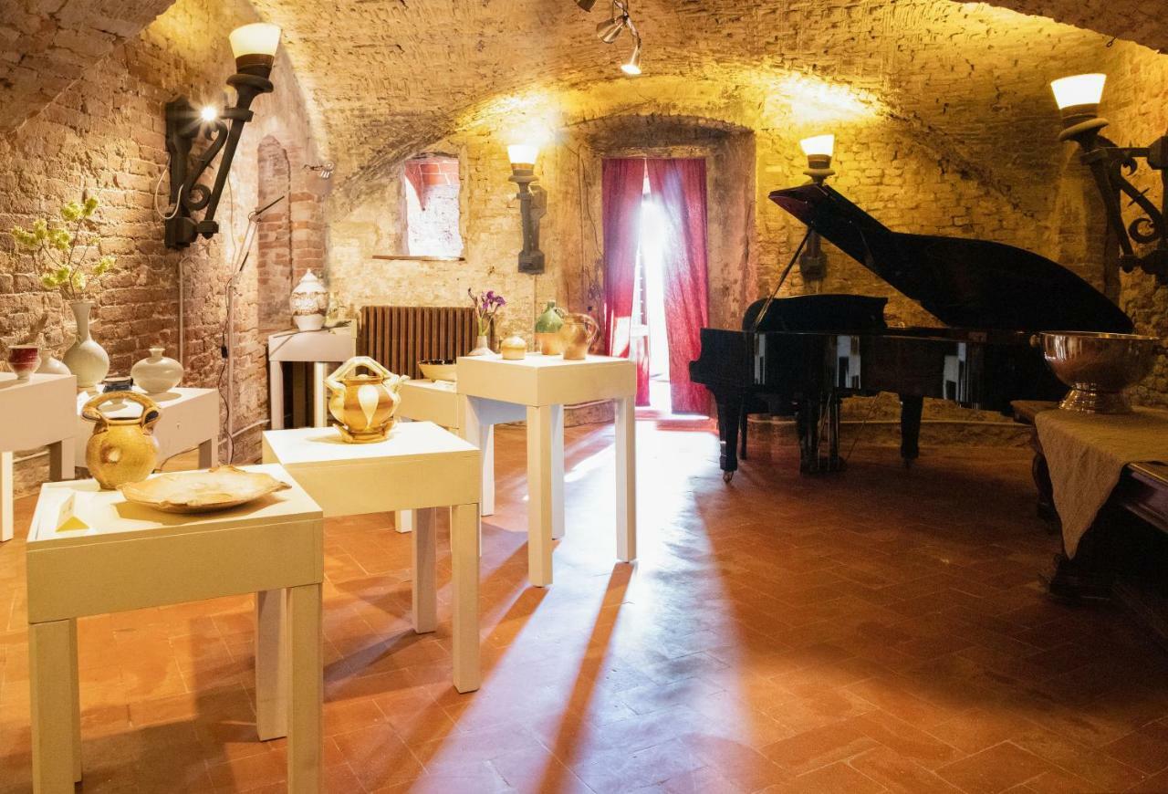 Hotel Il Castello Чертальдо Екстер'єр фото